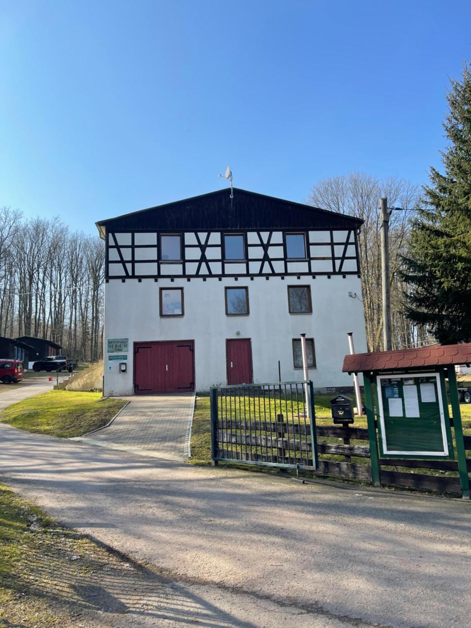 Hotel Ferienheim Mosbach Wutha-Farnroda Esterno foto